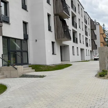 Апартаменты Friends Gerlachov, Vysoke Tatry - Free Indoor Parking Герлачов